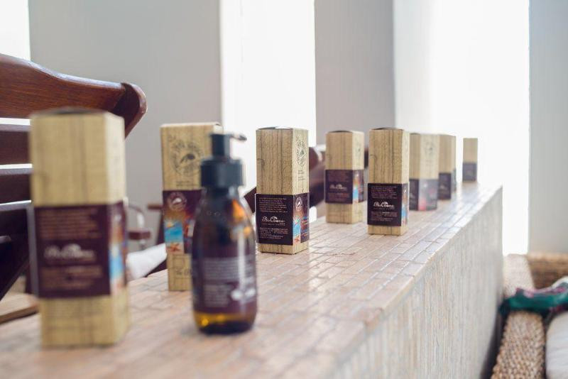 Antinea Suites & Spa Hotel ●●●●