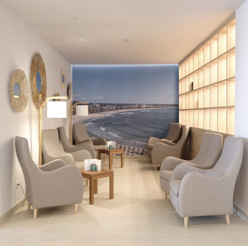 Las Arenas ●●●●○