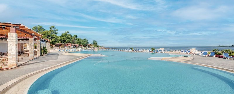 Apartments Amfora Plava Laguna ●●●○