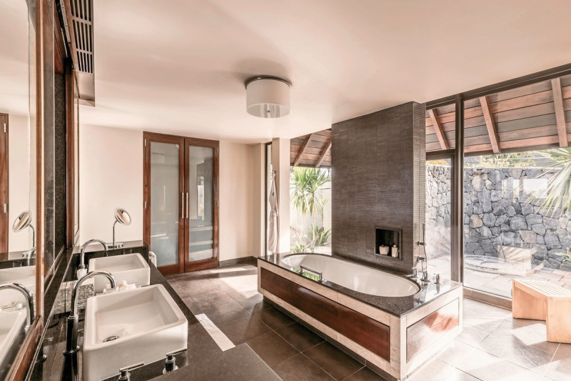 Four Seasons Resort Mauritius at Anahita ●●●●●●