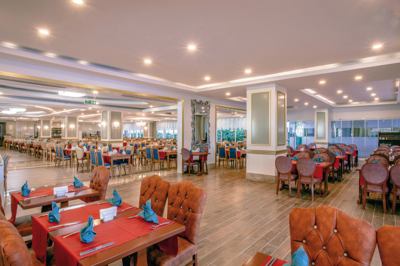 Dream World Resort & Spa