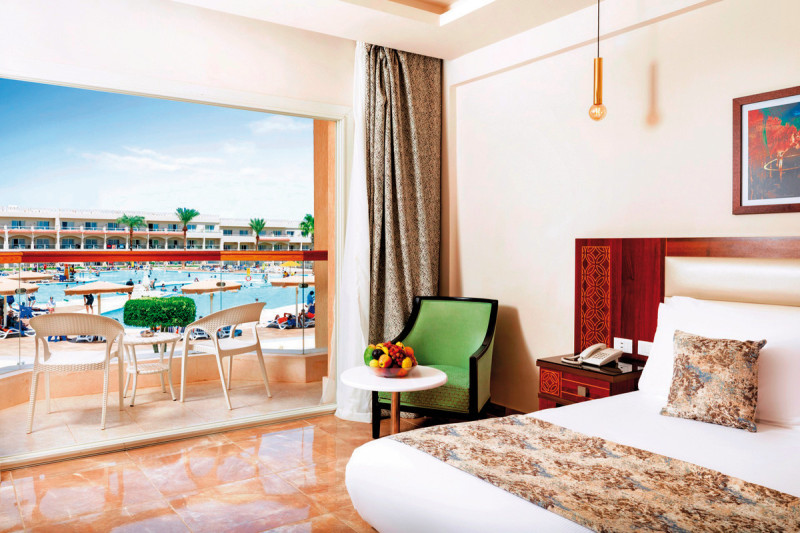 Wohnbeispiel Doppelzimmer Standard Poolblick