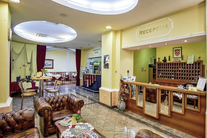 Hotel Vila RuÅ¾ica ●●●