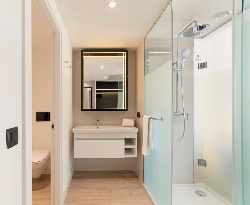 Beispiel Bad Doppelzimmer Innside Premium (mit Balkon