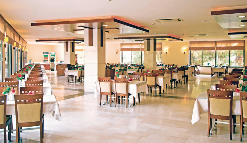 Serra Park Hotel ●●●●