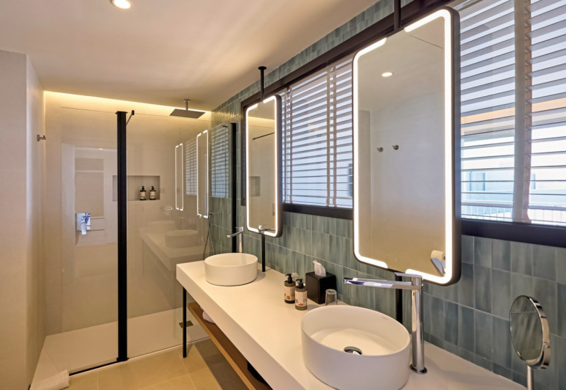 Universal Hotel RomÃ¡ntica ●●●●