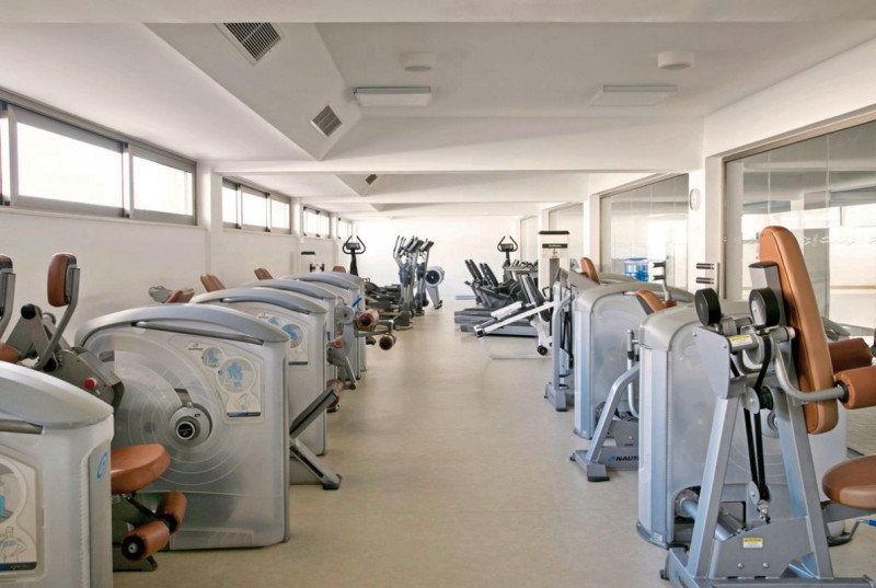 Asterias Beach ●●●●○