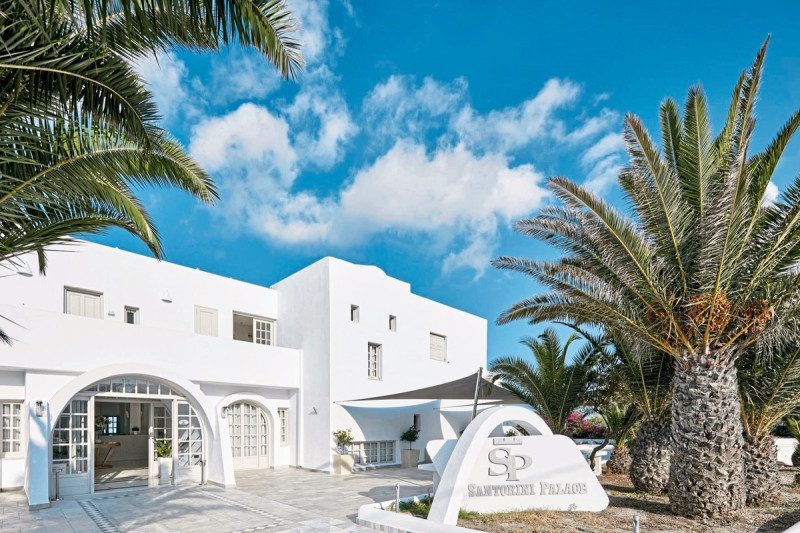 Santorini Palace ●●●●