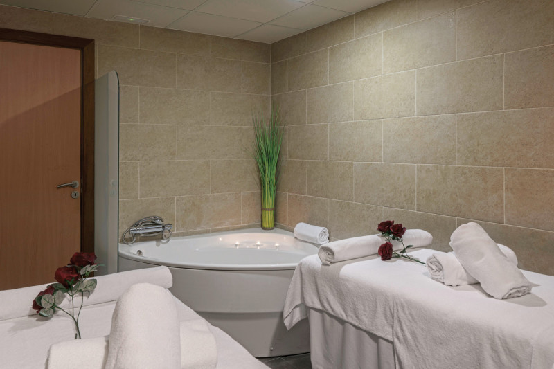 Alua Gran Camp de Mar