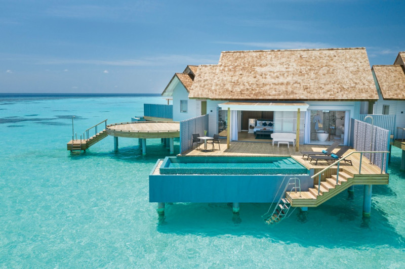 Wohnbeispiel Over Water Villa with Private Pool