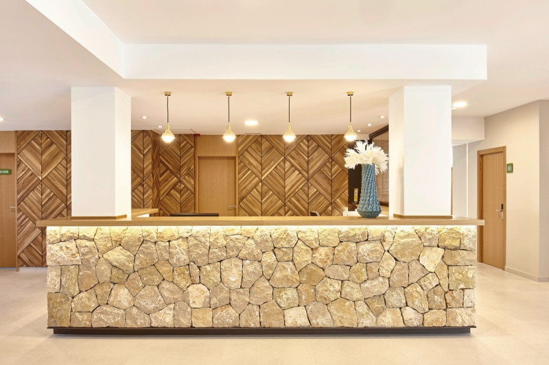 Universal Hotel Castell Royal ●●●●