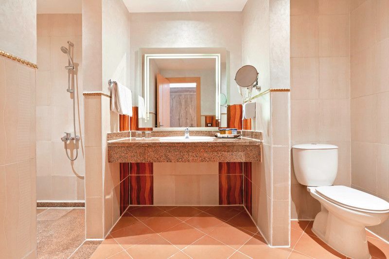 Beispiel Bad Doppelzimmer Standard Gartenblick