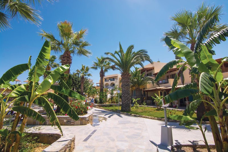 Kouros Palace Hotel ●●●●●