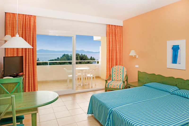 Iberostar Waves Ciudad Blanca ●●●●