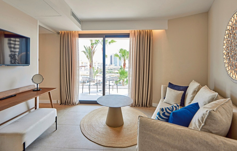 Universal Grand LeÃ³n & Spa ●●●●●