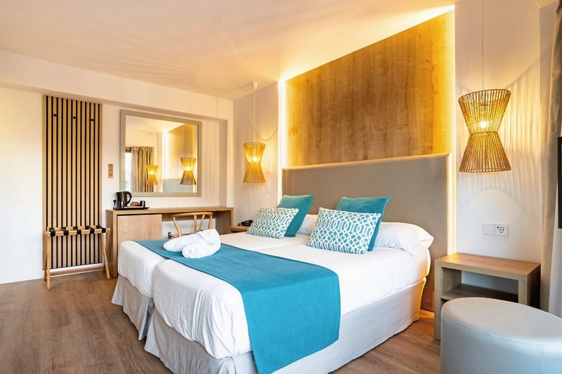 BahÃ­a de Alcudia & Spa ●●●●