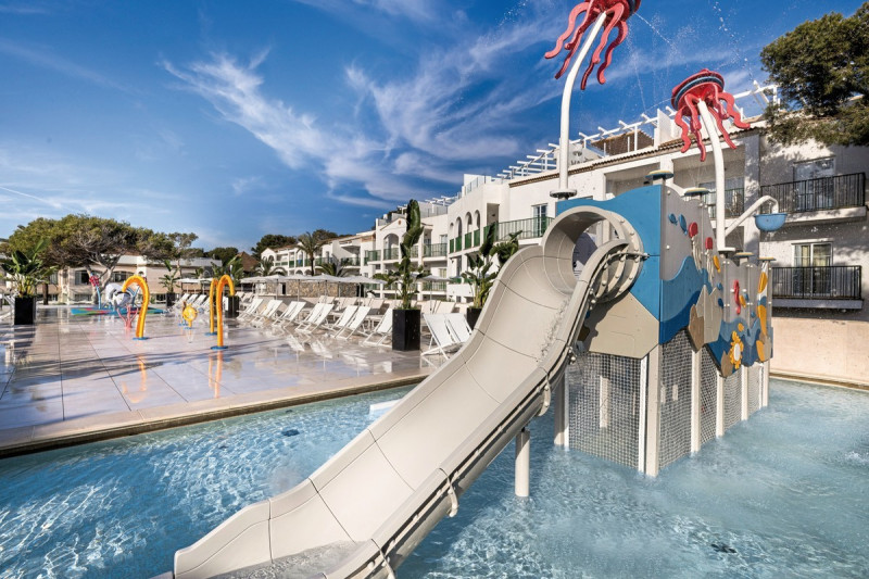 VIVA Cala Mesquida Resort & Spa ●●●●○