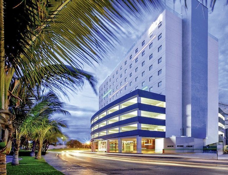 Aloft Cancun ●●●○