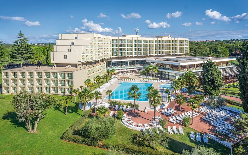 Materada Plava Laguna ●●●