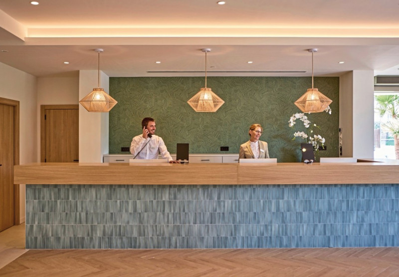 Universal Hotel RomÃ¡ntica ●●●●