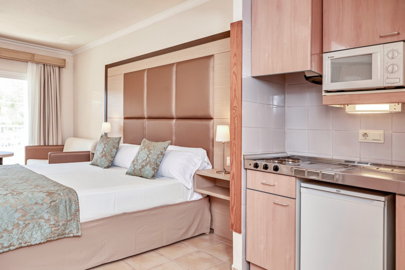 Zafiro Cala Mesquida ●●●●○