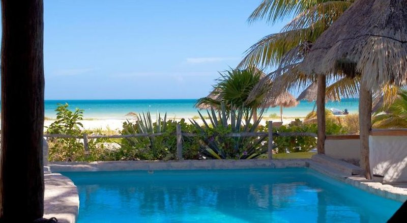 Holbox by Xaloc ●●●○