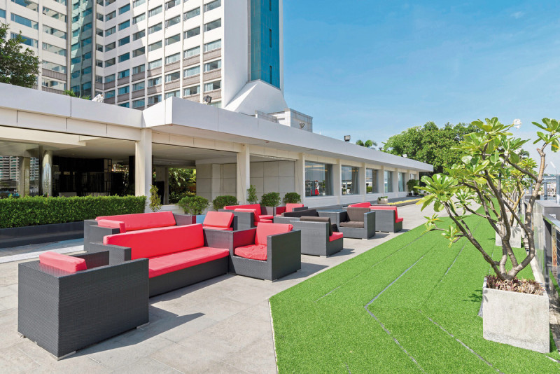 Ramada Plaza by Wyndham Bangkok Menam Riverside