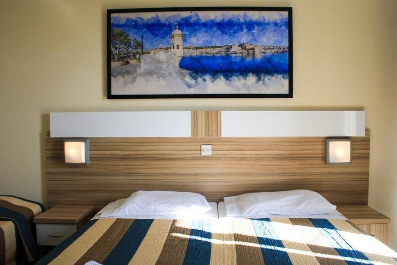 Coral Hotel ●●●