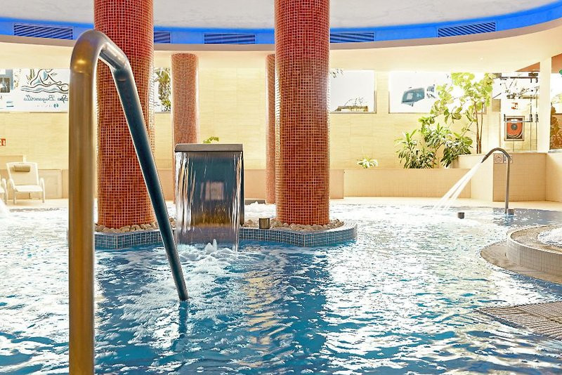 R2 Buganvilla Hotel & Spa ●●●●