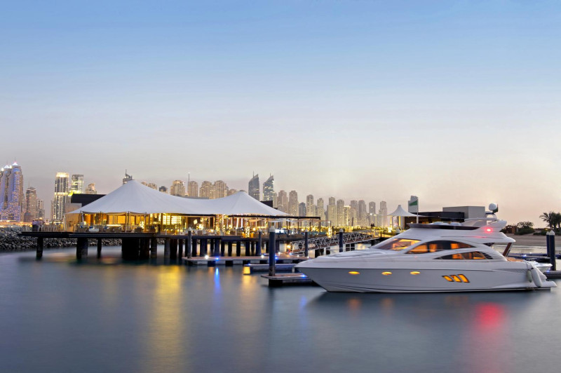 101 Dining Lounge and Marina 