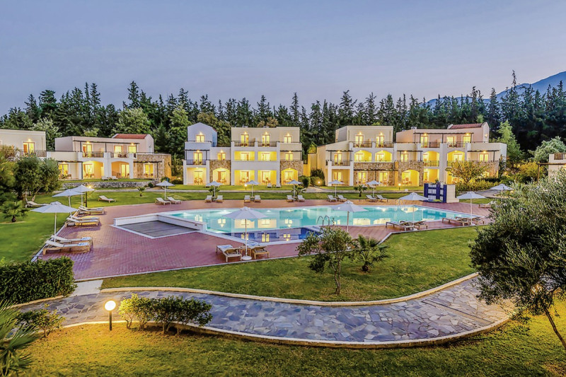 Pilot Beach Resort ●●●●●