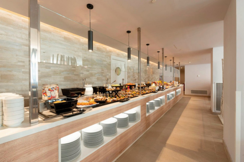 Las Arenas ●●●●○