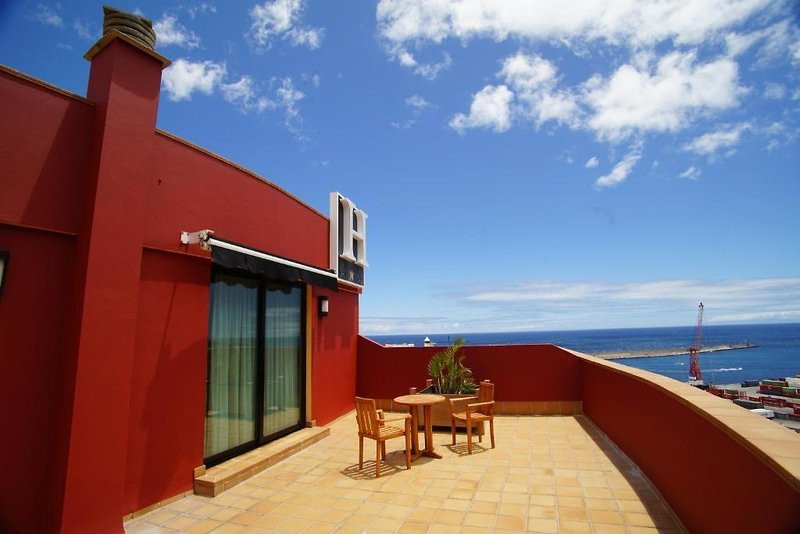 Aparthotel El GaleÃ³n ●●●
