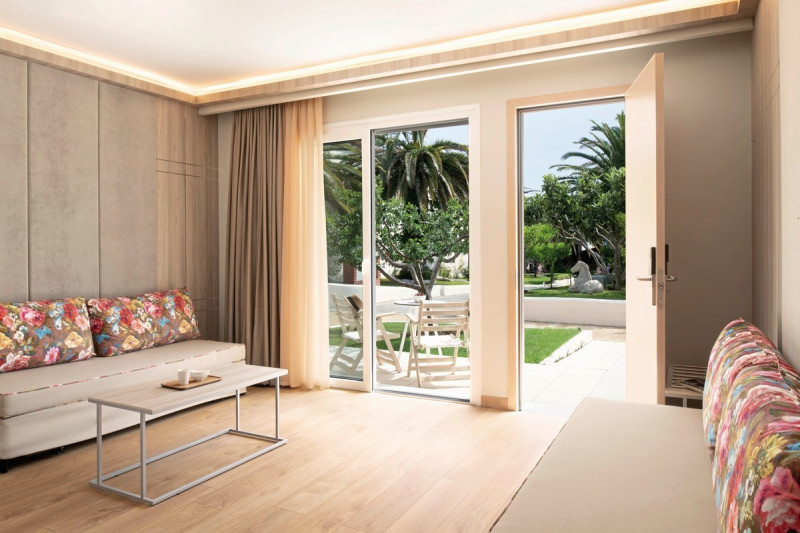 Alexandra Beach Spa Resort ●●●●○