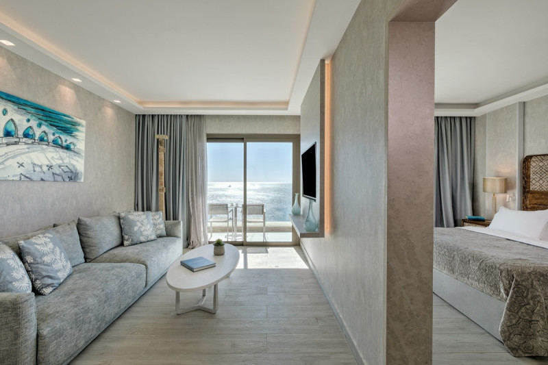 Amada Colossos Resort ●●●●●