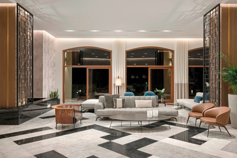 Theartemis Palace ●●●●○