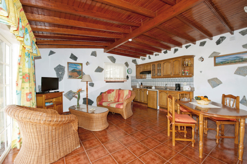 Villa & Casitas Caldera