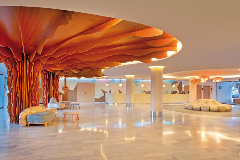 Grand Palladium White Island Resort & Spa