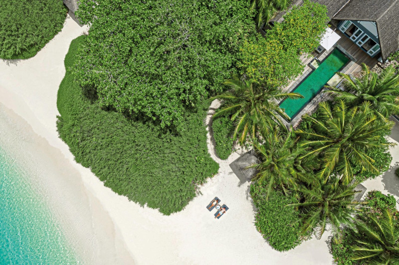 Four Seasons Resort Maldives at Landaa Giraavaru ●●●●●●