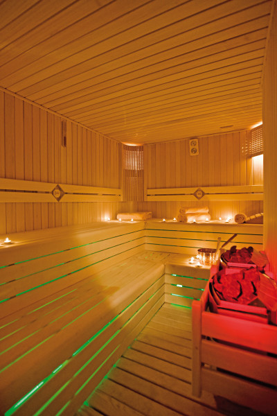 Fantasia Hotel Deluxe