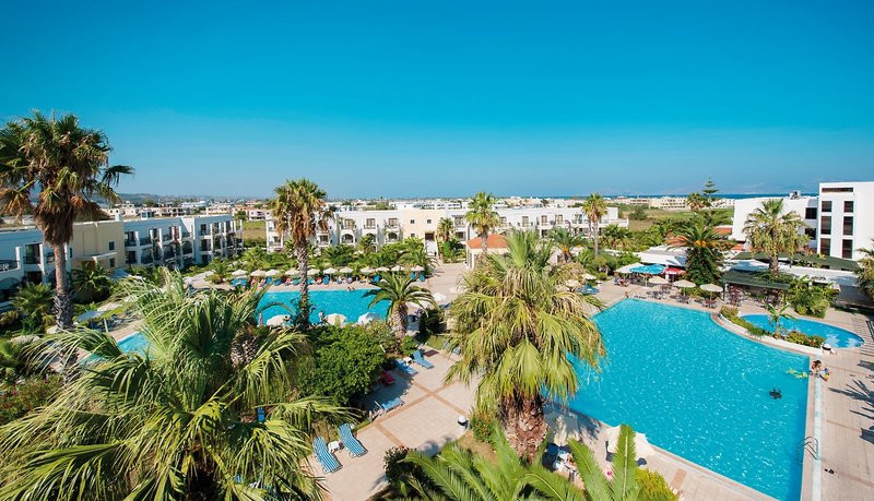 Tigaki Beach Hotel ●●●●