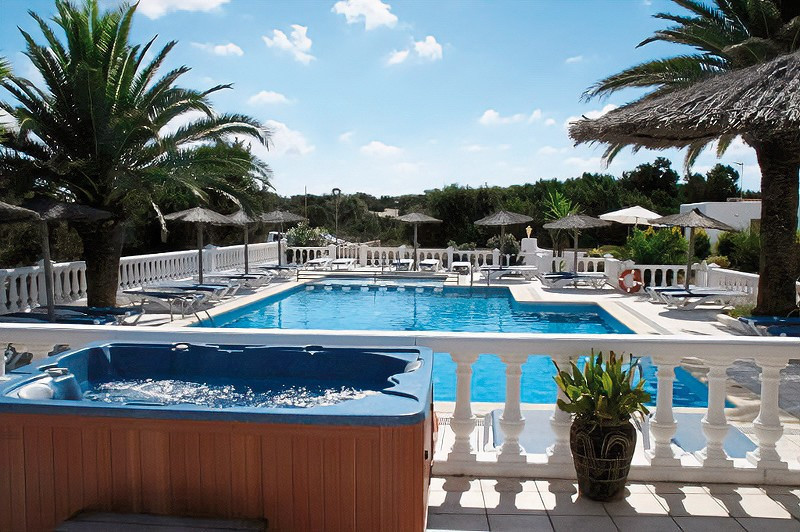 Lago Playa Resort ●●○