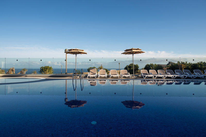 Occidental Roca Negra ●●●●