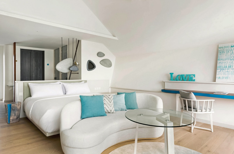 Wohnbeispiel Overwater Infinity Pool Villa