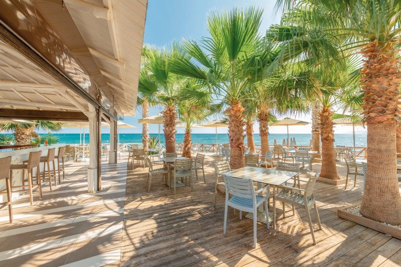 Star Beach Village ●●●●