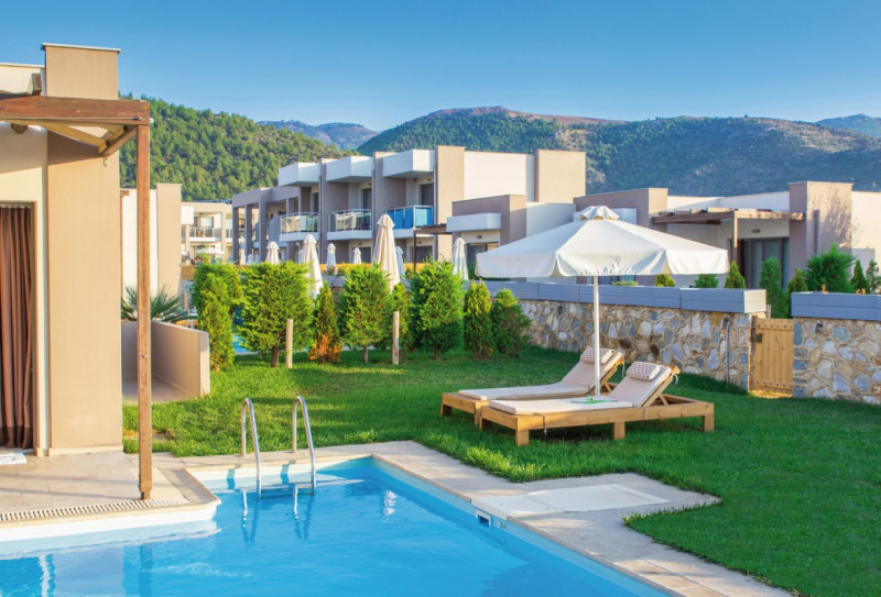 Alea Hotel & Suites ●●●●○