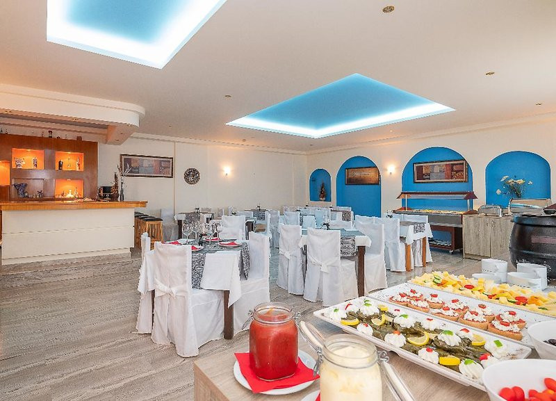 Anthoula Village Hotel ●●●●