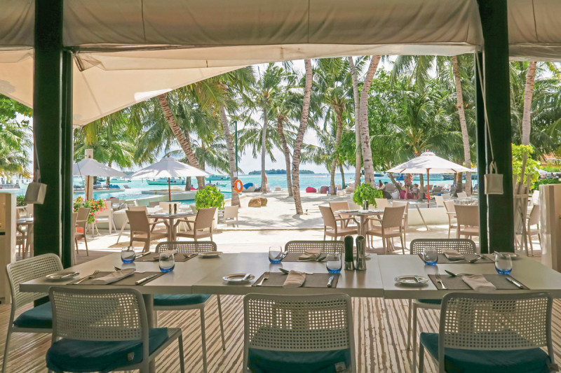 Holiday Inn Resort Kandooma Maldives