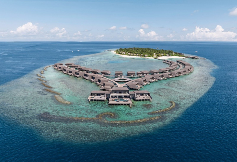 The St. Regis Maldives Vommuli Resort ●●●●●●