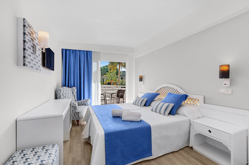 ROC Oberoy Adults Only +16 ●●●●